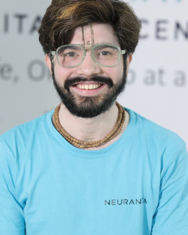 Dr. Vikas Sharma, senior physiotherapist at Neuranta Neuro & Pediatric Rehabilitation Centre in Gurugram